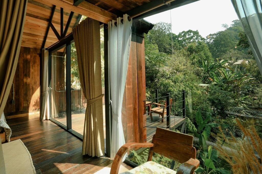 Vila Wilderness Treehouse Doi Saket Exteriér fotografie