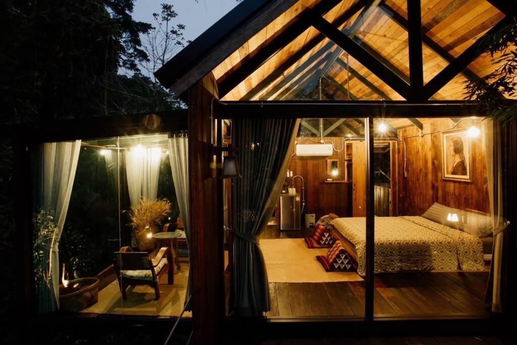 Vila Wilderness Treehouse Doi Saket Exteriér fotografie